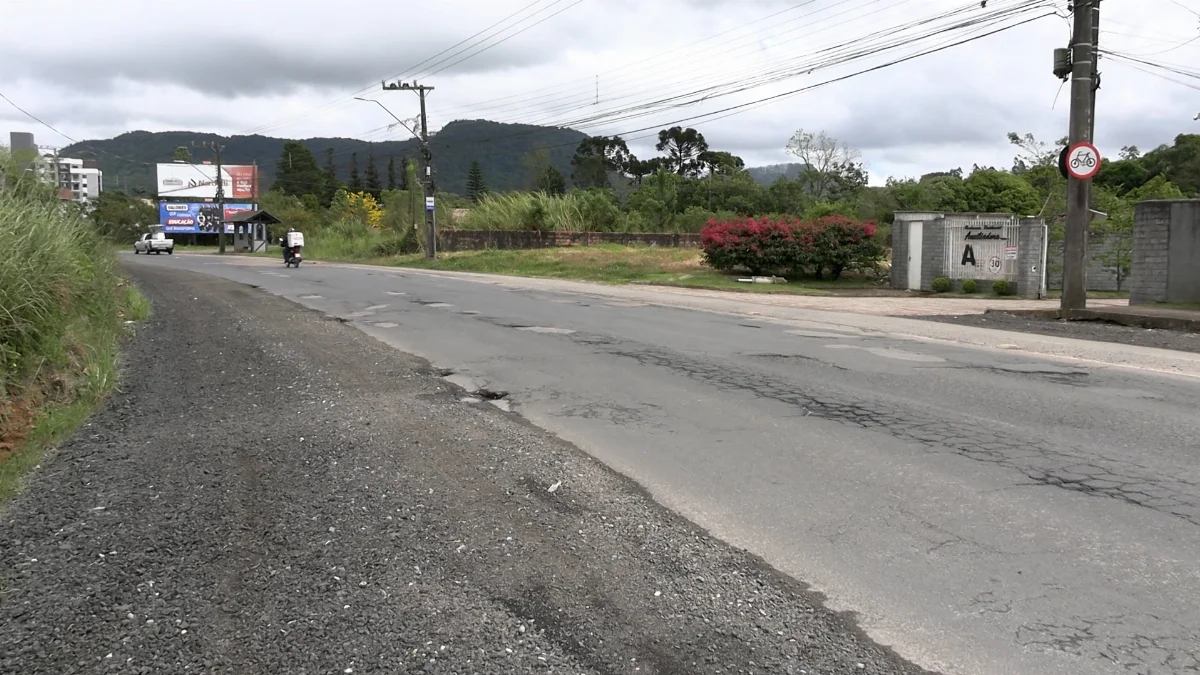 Sequencia 01.00 06 56 13.quadro044