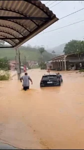 Chuva intensa provoca alagamentos e deixa mais de 150 pessoas fora de casa em Luiz Alves