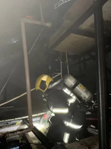 Incêndio em residência mobiliza Bombeiros de Lages