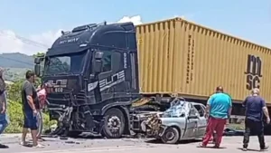 Acidente na BR-470 em Pouso Redondo deixa duas pessoas mortas