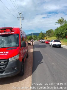 Motociclista de 27 anos fica ferido após colidir com animal em Lontras