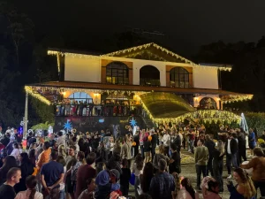 Últimos dias da Estação de Natal no Parque do Farol, em Rio do Sul. Atrações são sempre das 19h às 22h