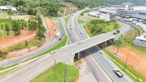 DNIT entrega terceiro viaduto da BR-470/SC em 2025 no Vale do Itajaí