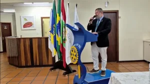 Rotary e Casa da Amizade acolhem novos associados, em Rio do Sul