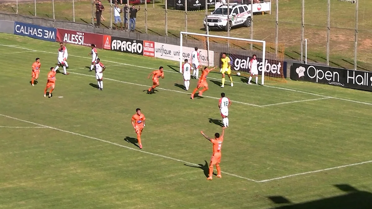 Sequência 01.00 05 48 14.quadro019