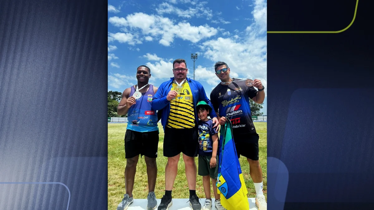 Sequência 01.00 06 18 24.quadro028