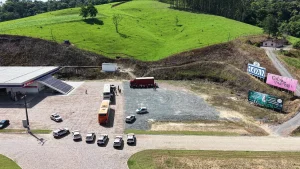 Ônibus de torcedores são interceptados pela PM no Alto Vale
