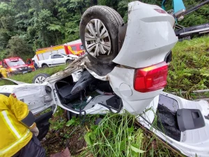 Mulher fica gravemente ferida após acidente de trânsito em Pouso Redondo