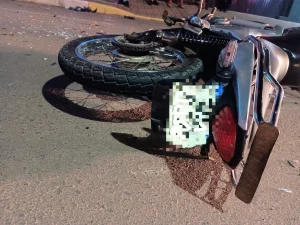 Motociclista fica ferido em colisão com carro em Anita Garibaldi