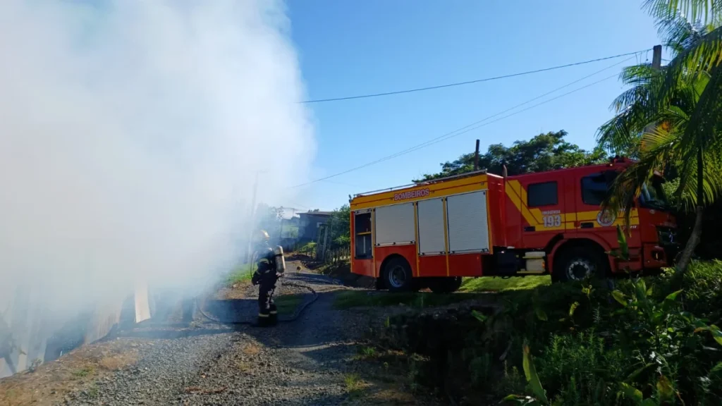 23256e18 6dbd 4614 A588 06b488e66bef