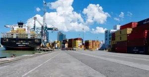 Seminário marca nova fase do Porto de Itajaí com entrega de equipamentos à Guarda Portuária e assinatura de convênio com a CODEBA