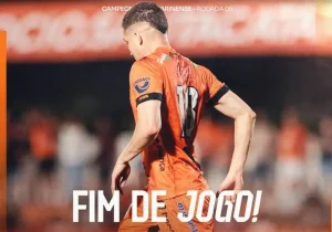 Em duelo de líderes invictos, Santa Catarina empata com o Brusque na 5ª rodada do Catarinense