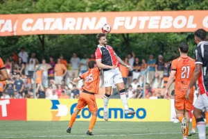 Santa Catarina vence o Joinville e consolida identidade competitiva no Catarinense