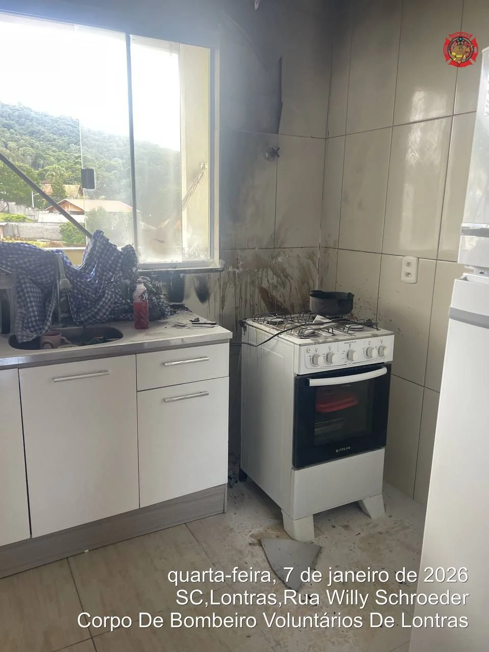 Moradora controle princípio de incêndio em residência, em Lontras