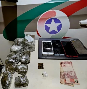 Casal é preso por tráfico de drogas com mais de 1 kg de droga em Ituporanga