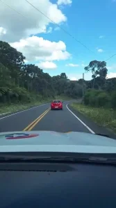 Motorista em surto psicótico, com CNH suspensa, foge da Polícia Militar Rodoviária na SC-390 em São Joaquim