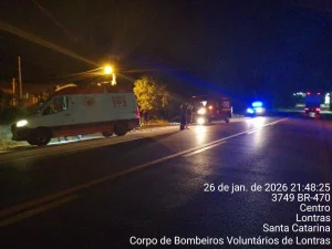 Mulher morre em acidente na BR-470 em Lontras