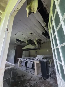 Incêndio em edificação de reunião de público mobiliza bombeiros em Lages