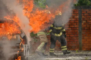 Rio do Sul sedia workshop sobre combate a incêndio em veículos elétricos