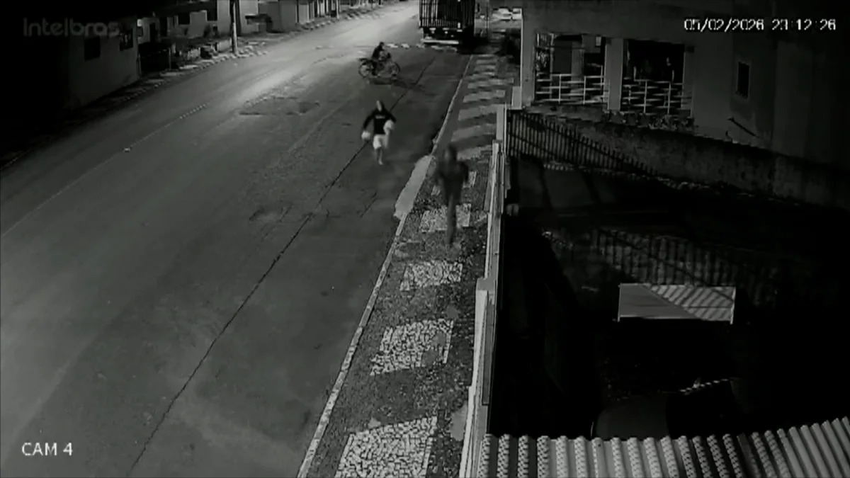 Jr 0210 B7.00 01 43 28.quadro044