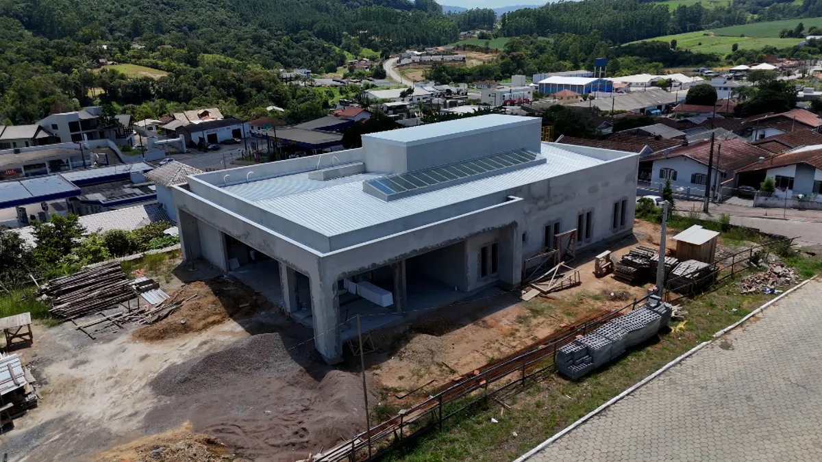 Jr 0210 B7.00 03 46 27.quadro048