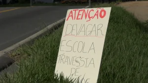 Falta de sinalização preocupa comunidade escolar em Lontras