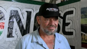 Richard Rasmussen agita o Dia de Campo da Cravil