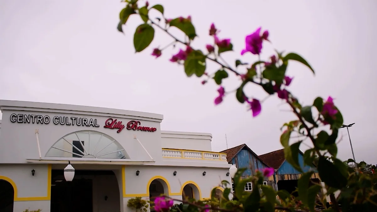 Jr 0210 B7.00 08 36 28.quadro034