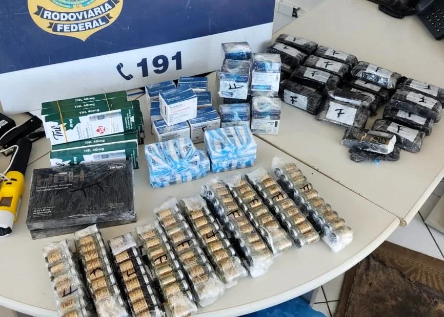 Prf Apreende Na Br 470 Carga De Anabolizantes Do Paraguai Avaliada Em R$ 200 Mil