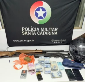 Polícia Militar desmantela esquema de tráfico em Rio do Sul e prende suspeito em flagrante