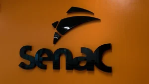Senac anuncia duas mil vagas em cursos gratuitos para 2026 e projeta reforma da unidade