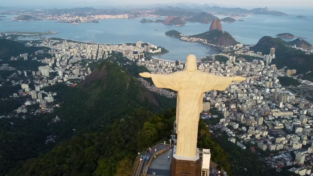 Sequência 01.00 00 11 22.quadro001