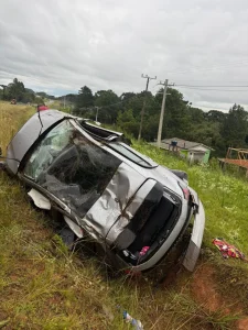 Acidente de trânsito na BR-282 deixa dois feridos