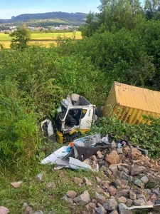 Acidente com carreta deixa motorista ferido na BR-470 em Agronômica