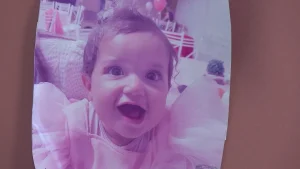 Ajuda para a Zoe. Neste sábado (07) tem bazar/ brechó beneficente