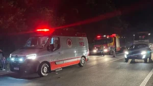 Jovem de 19 anos morre em acidente entre moto e carro na BR-470, em Gaspar