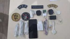 Operação apreende celulares e acessórios na Unidade Prisional de Itajaí