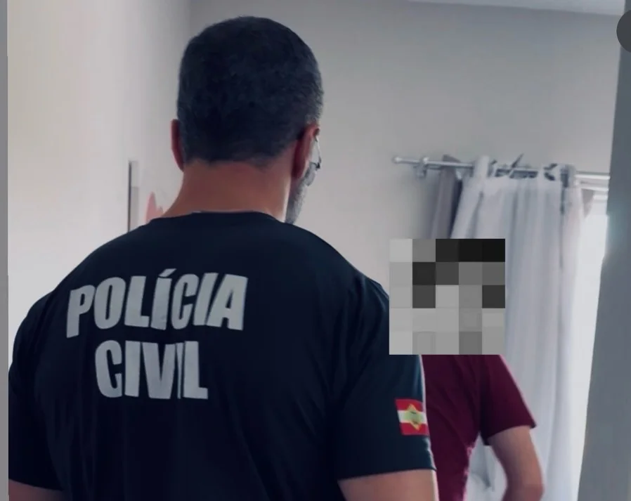 PolÍcia Civil Prende Homem Em Flagrante Por Uso De Documento PÚblico Falso Para Compra De RemÉdi