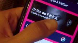Botão de pânico leva à prisão de homem por descumprir medida protetiva em Rio do Sul