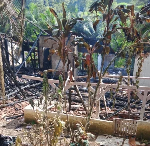 Família atingida por incêndio em Rio do Sul precisa de ajuda para recomeçar