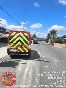 Motociclista fica ferido após colisão com caminhão em Lontras