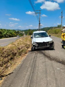 Três pessoas ficam feridas em acidente na SC-114, em Taió