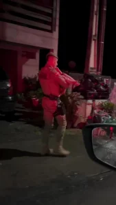 Polícia Militar encontra criança de quatro anos andando sozinha durante a madrugada em Jaraguá do Sul