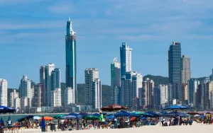 Páscoa será de sol e temperaturas próximas dos 30°C em Santa Catarina