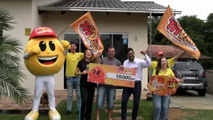 Morador de Rio do Sul recebe prêmio de R$ 10 mil no bairro Boa Vista