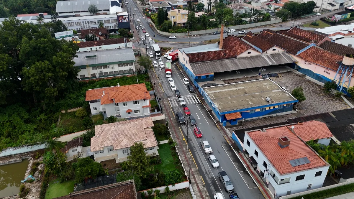 Jr 0210 B7.00 04 53 07.quadro070