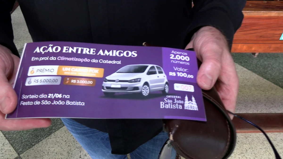 Sequência 01.00 01 27 28.quadro014