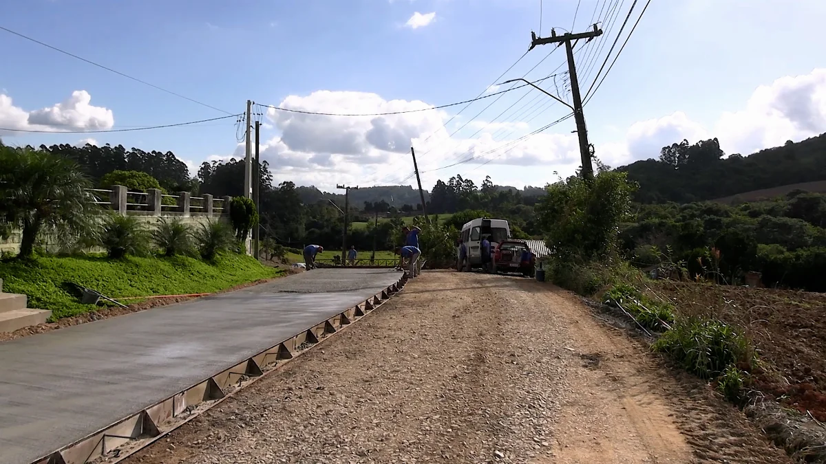 Sequência 01.00 04 45 21.quadro017