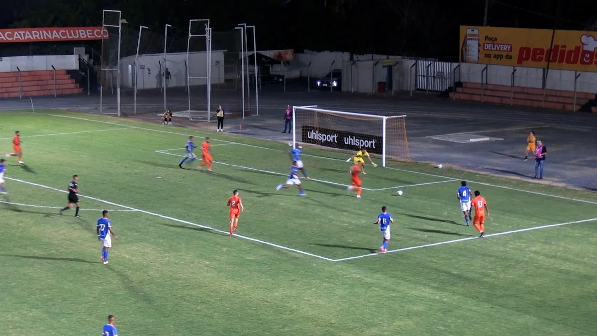 Sequência 01.00 07 10 06.quadro056