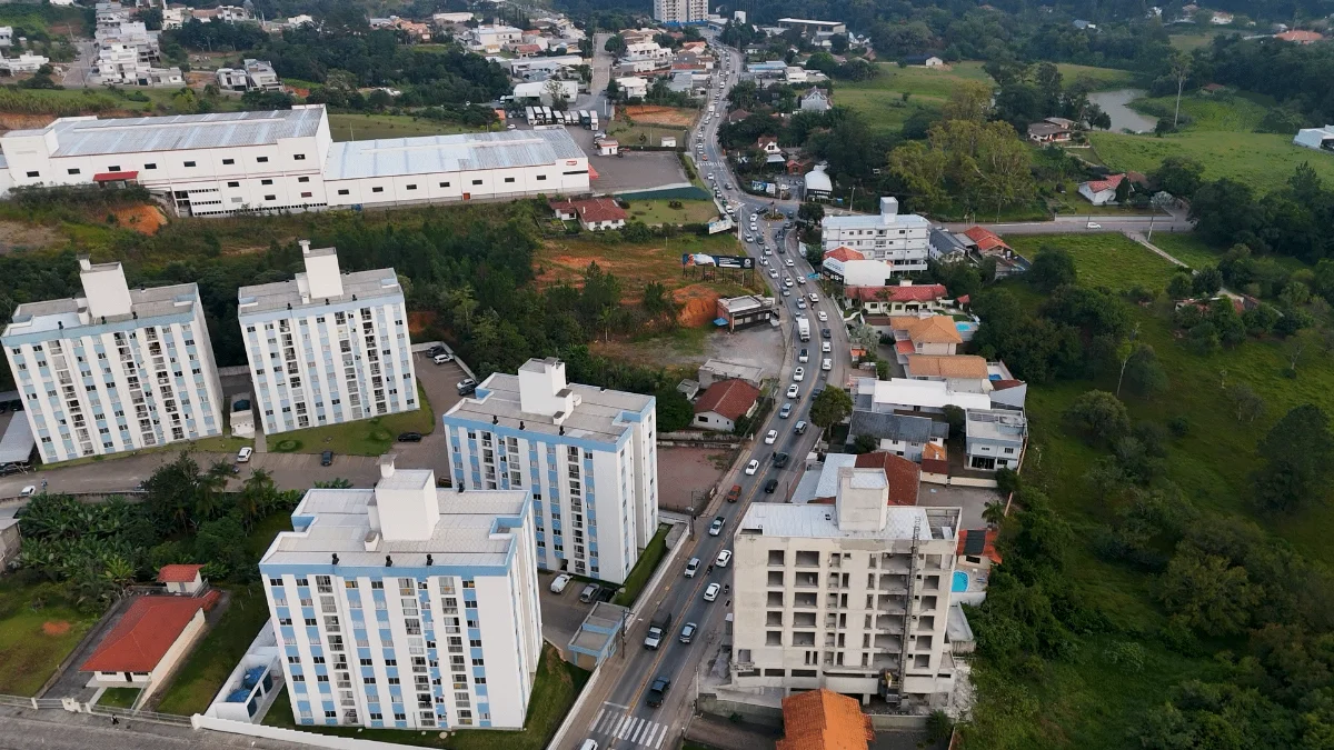 Sequência 01.01 04 37 01.quadro290